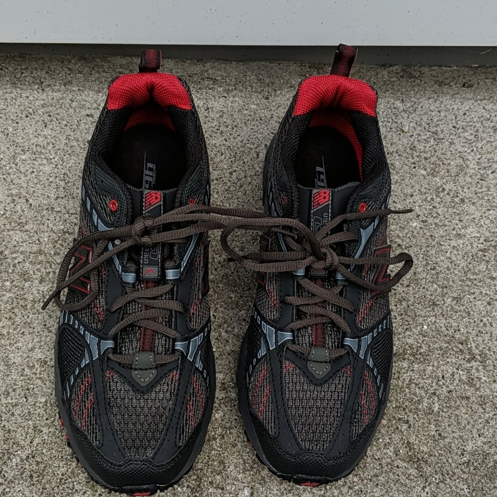 New Balance Men's Trail Sneakers MT461BR